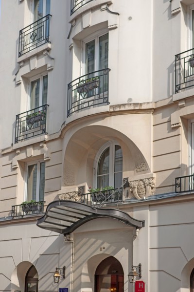 11 bis rue de la Gaîté, Hôtel De Bretagne (TimHôtel) fréquenté Par Simone De Beauvoir