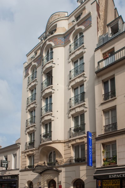 11 bis rue de la Gaîté, Hôtel De Bretagne (TimHôtel) fréquenté Par Simone De Beauvoir