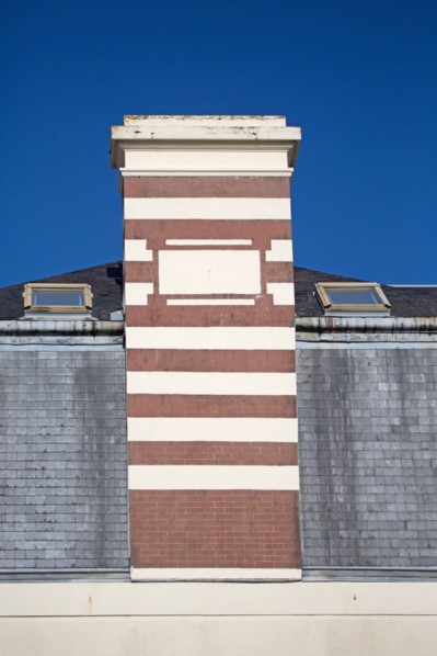 Cheminée en brique et pierre à Cabourg
