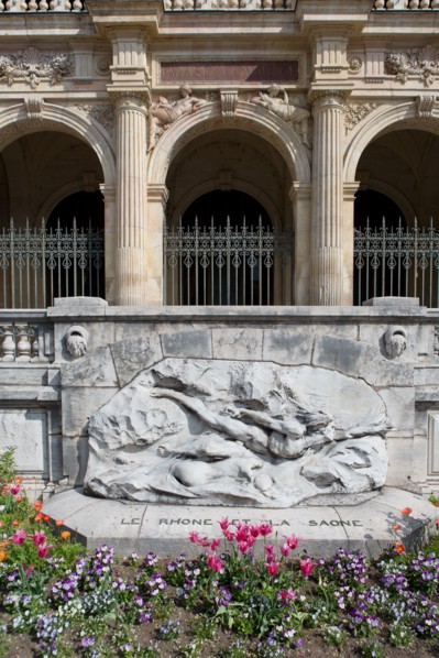 Lyon, sculpture Le Rhone et la Saone