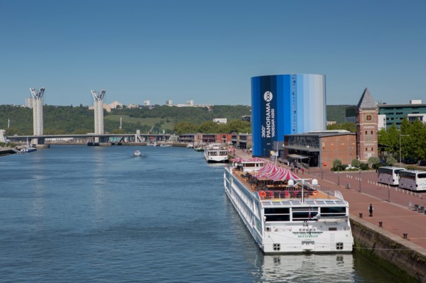 Rouen, Panorama XXL et anciens docks rehabilites
