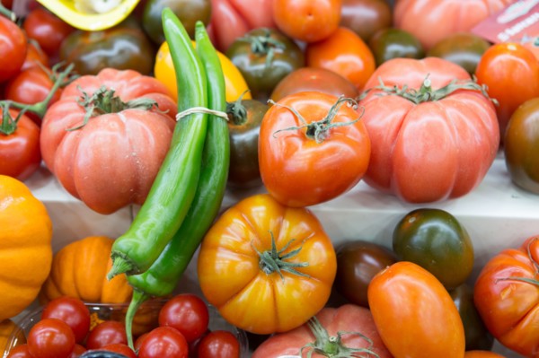 Tomates et piments verts