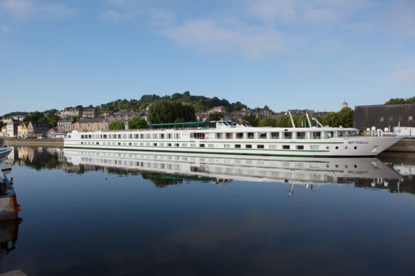 Honfleur, embarcadère des bateaux de croisière