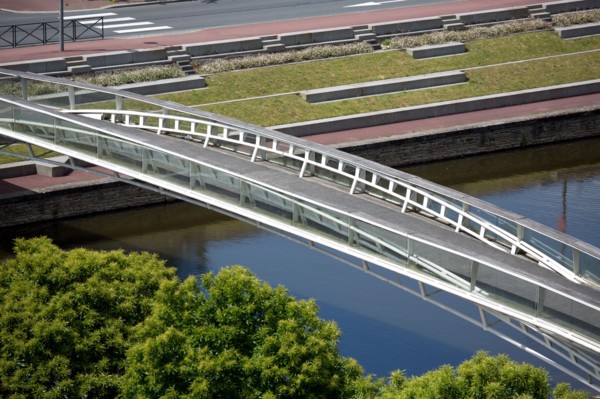 Saint-Lô, passerelle sur la Vire