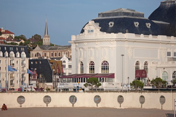 Trouville sur Mer, Casino et cures marines