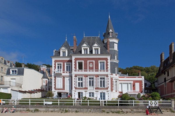 Trouville sur Mer, villas du front de mer