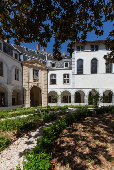 Lyon, Hotel Dieu renovated in July 2018