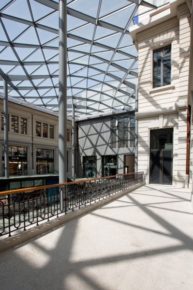 Lyon, Hotel Dieu renovated in July 2018