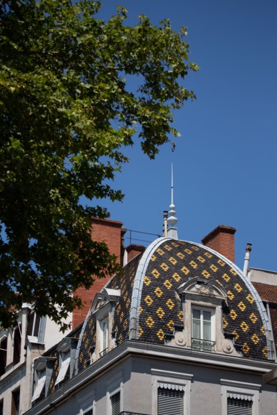 Roof with glazed tiles, Lyon