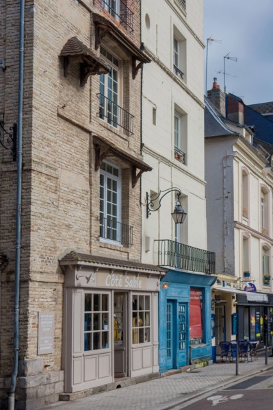 Dieppe, façades boutiques