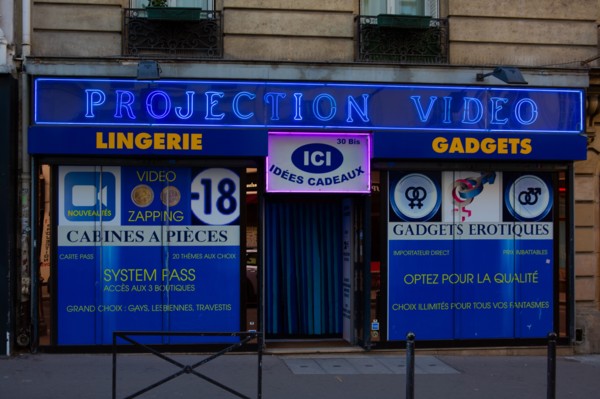 Paris, rue de la Gaïté