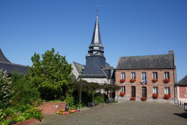 Campigny, hotel restaurant Le Petit Coq aux Champs