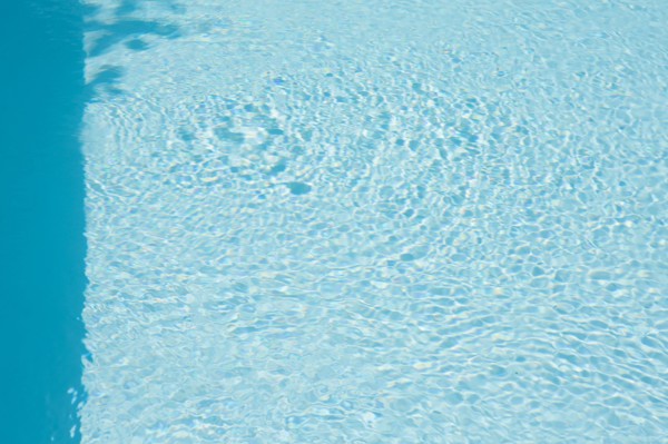 Campigny, hôtel restaurant Le Petit Coq aux Champs, piscine