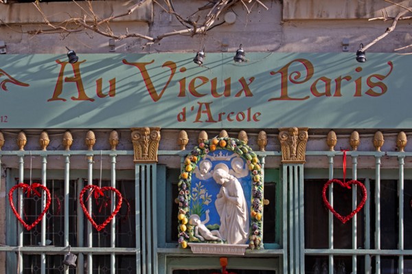 Paris, sign "Au Vieux Paris d'Arcole"