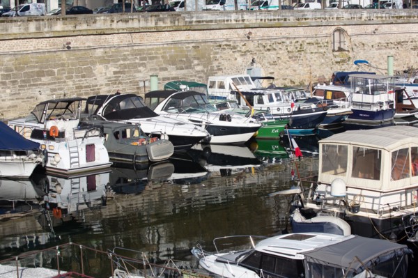 Paris, the Bassin de l'Arsenal (Port de l'Arsenal)