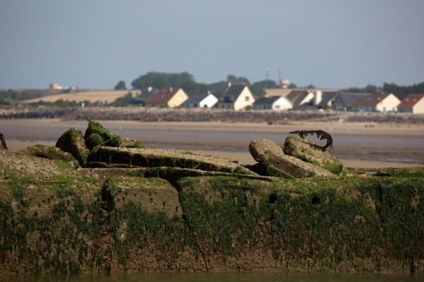 Côte de nacre, landing beaches