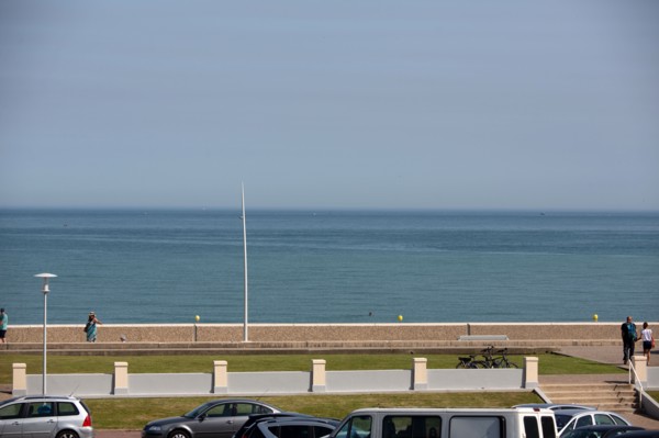 Hautot sur Mer, cliffs and waterfront