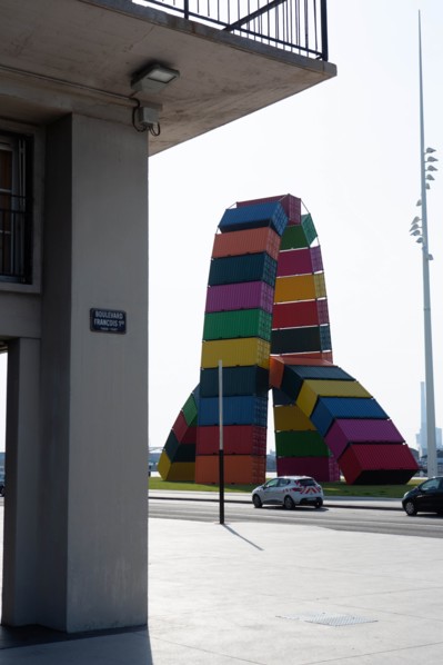 Ganivet, Catène de containers