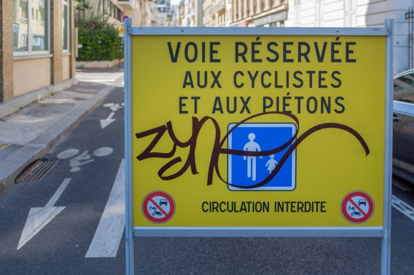 Panneau de piétonnisation des rues