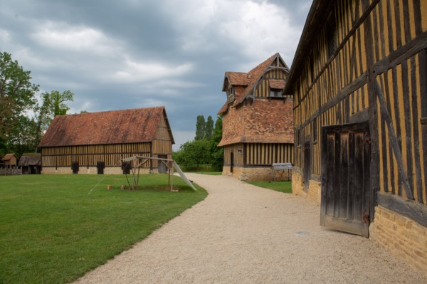 Château de Crèvecoeur, Fondation Schlumberger, à Crèvecoeur-en-Auge