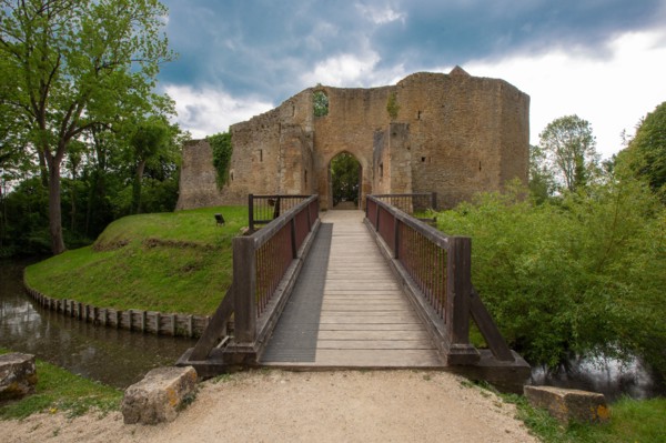 Crèvecoeur Castle, Schlumberger Foundation, in Crèvecoeur-en-Auge