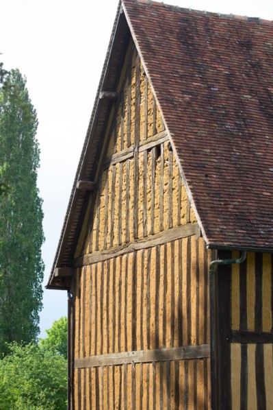 Château de Crèvecoeur, Fondation Schlumberger, à Crèvecoeur-en-Auge
