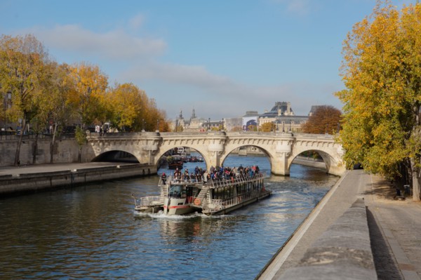 Paris, bateau mouche