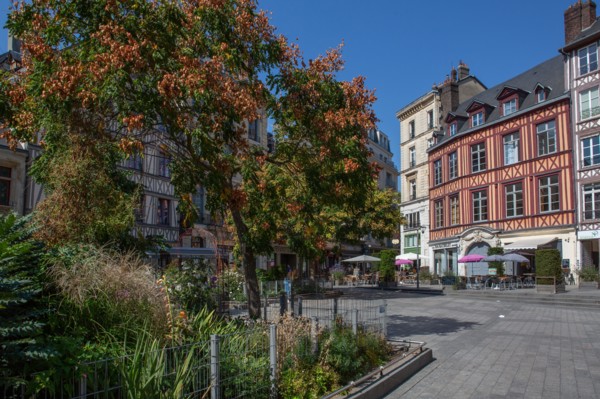 Rouen (Seine Maritime), place de la Pucelle