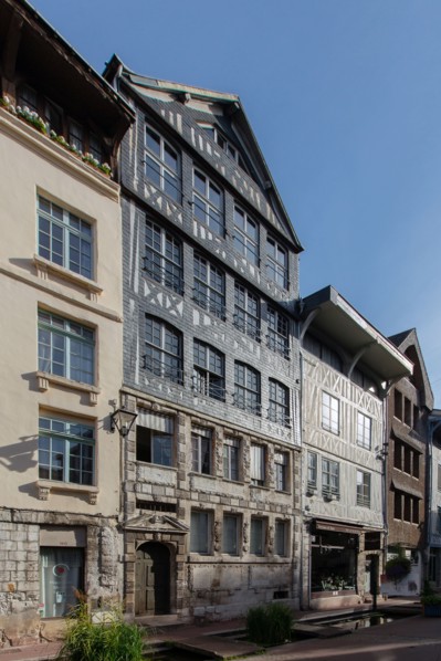 Rouen (Seine Maritime), rue Eau de Robec