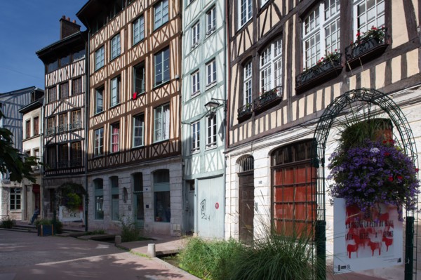 Rouen (Seine Maritime), rue Eau de Robec