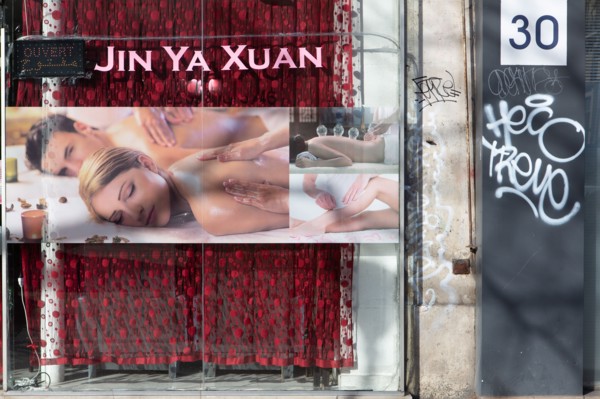 Paris, Asian massage salon