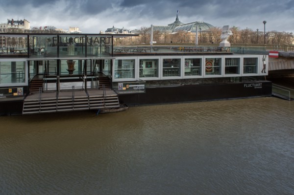 Paris, Fluctuart barge