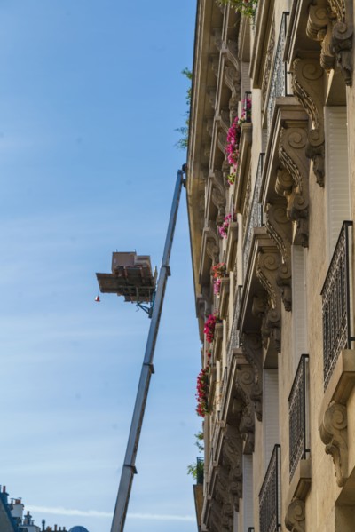 Paris starts re-opening from lockdown, May 2020