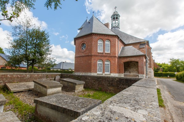 Protestant church in Luneray