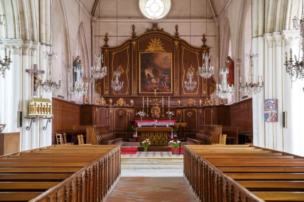 The church of Saint-Victor l'Abbaye