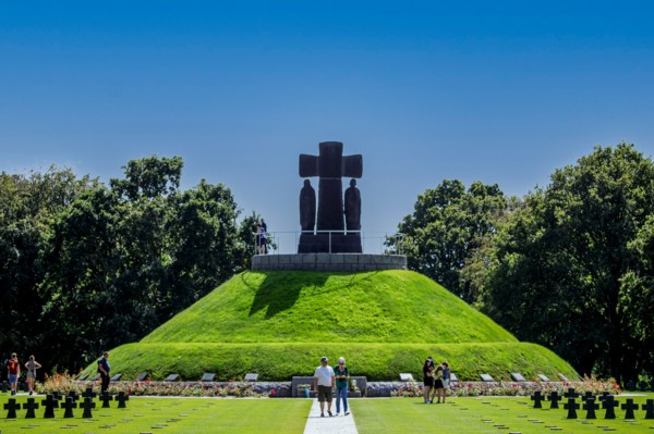 La Cambe German war cemetery
