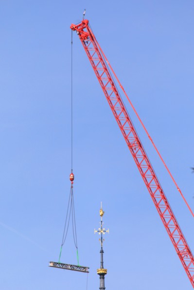 Paris, the new spire of Notre-Dame de Paris is installed