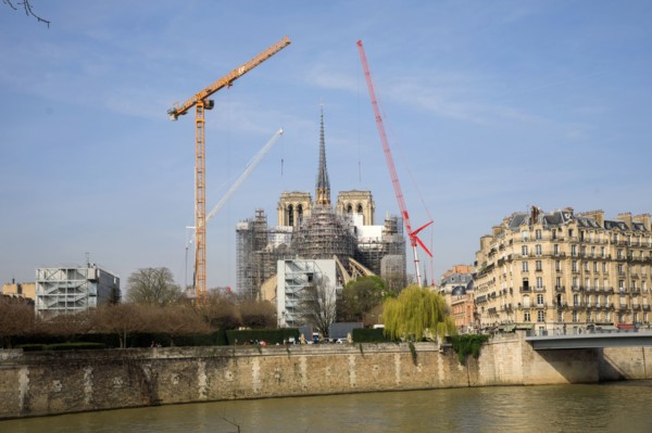Paris, the new spire of Notre-Dame de Paris is installed