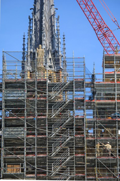 Paris, the new spire of Notre-Dame de Paris is installed