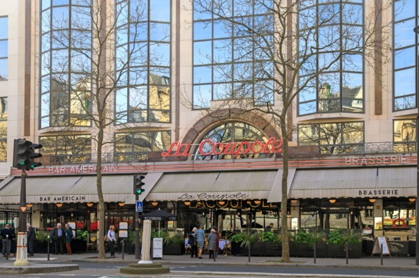 Paris, brasserie "La Coupole"