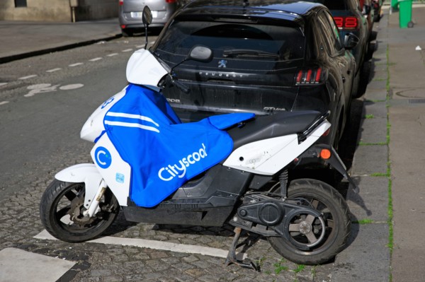 Paris, scooter Cityscoot en libre service