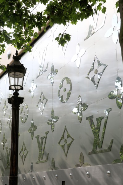 Boutique Louis Vuitton, Paris