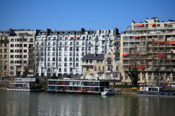 Paris, avenue du Président Kennedy
