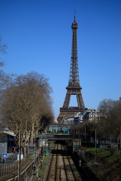 Paris, Quai de Grenelle