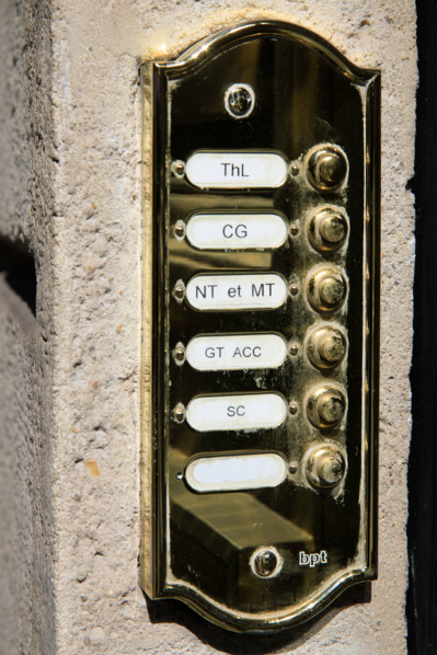 Paris, intercoms