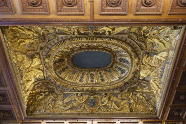 Paris, Louvre Museum, bedroom of King Louis XIV