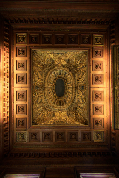 Paris, Louvre Museum, bedroom of King Louis XIV