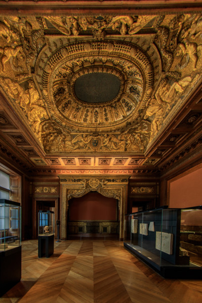 Paris, Louvre Museum, bedroom of King Louis XIV