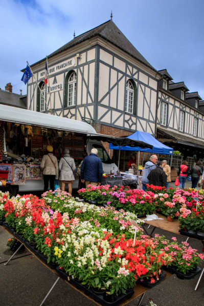 Luneray, France