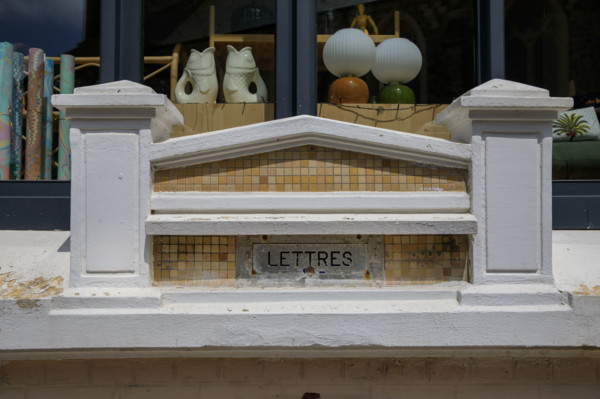 france, région Hauts de france, Somme, Ault,ancienne poste, magasin de deco,